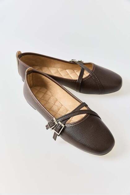 Brown Flexible Sole Oval Toe Double Cross Strap Detailed Comfortable Low Heel Ballerinas
