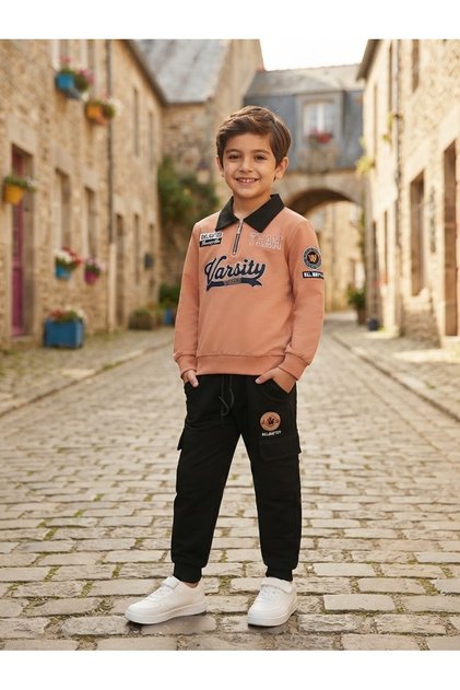 Cargo Pocketed, Standing Collar, Zippered, 2-Thread Seasonal Boys' Suit