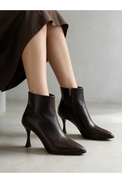 Brown Heeled Stylish Short Women's Boots