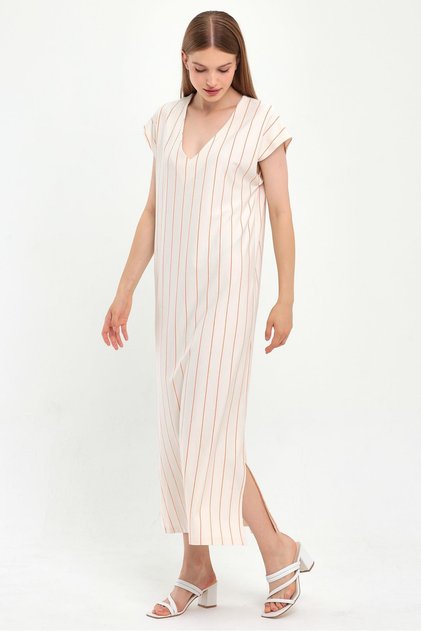SLIT V-NECK DRESS (B23-229)