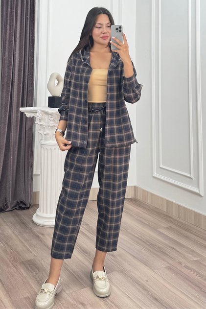 Women's Winter Laci Scarlet Plaid Suit 70092