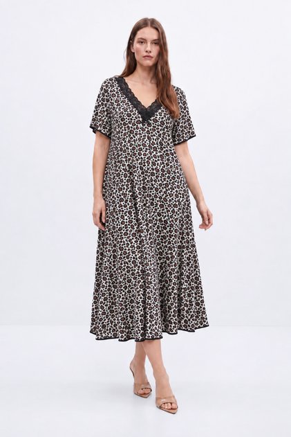 Bamboo Fabric V-Neck Lace Detailed Oversized Flared Dress