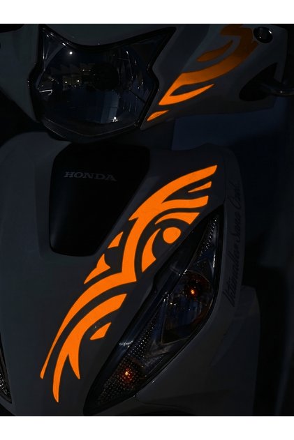Reflective Forged Tribal Pattern Sticker (2 Pieces) for Honda Dio