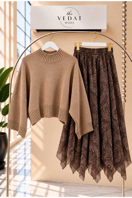Kadın Oversize Triko Bluz - Asimetrik Kesim Tül Etekli Takım -0630