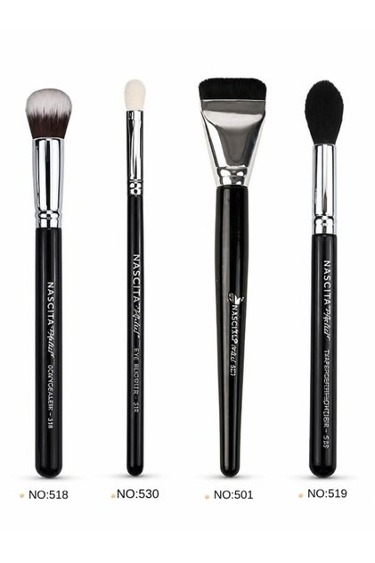 Artist Serie Oval Kapatıcı Fırçası - 518 Artist Serie Konik Yapılı Aydınlatıcı Fırçası - 519 Artist Serie Midi Karıştırma Fırçası - 530 Ultra İnce Kontür Fırçası - 501