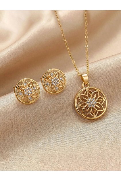 Gold Flower Pendant Necklace and Stud Earrings Set