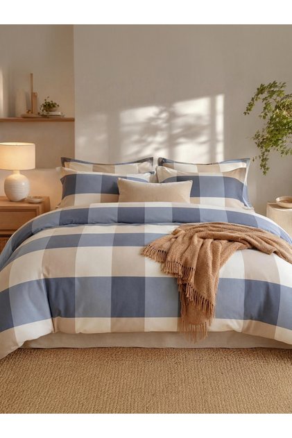 4-Piece Checkered Polyester Comforter Set - 180 x 220 cm