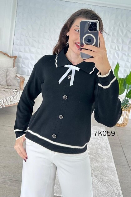 Button Detail Bowknot Knitwear Blouse 7K059