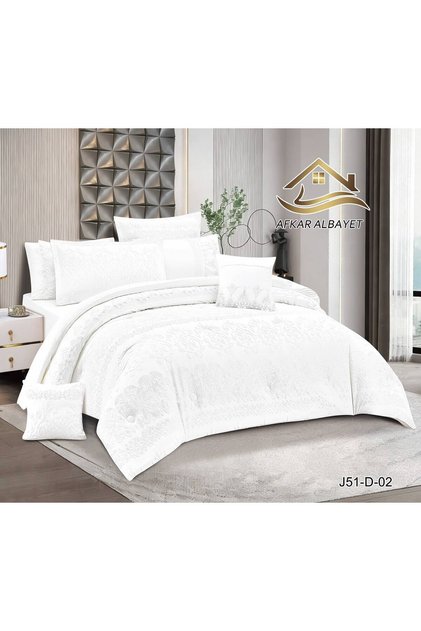 لحاف عرائسي دانتيل جاكار فاخر 8 قطع – تصميم أبيض راقٍ بلمسات ذهبية - 200*200 - طقم لحاف عرائسي جاكار نفرين