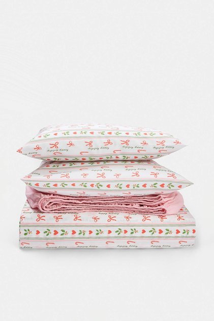 Çift Kişilik Yılbaşı Temalı Lastikli Çarşaflı Nevresim Takımı 200x220cm TPHAW27CKN00023