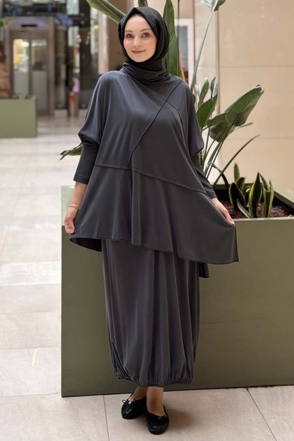 Turtleneck Tunic Skirt Set with Stitching Detail