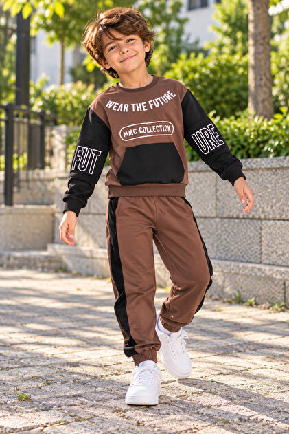 8SS GİYİM Erkek Çocuk 2’li Eşofman Takımı – Yazılı Sweatshirt ve Spor Pantolon