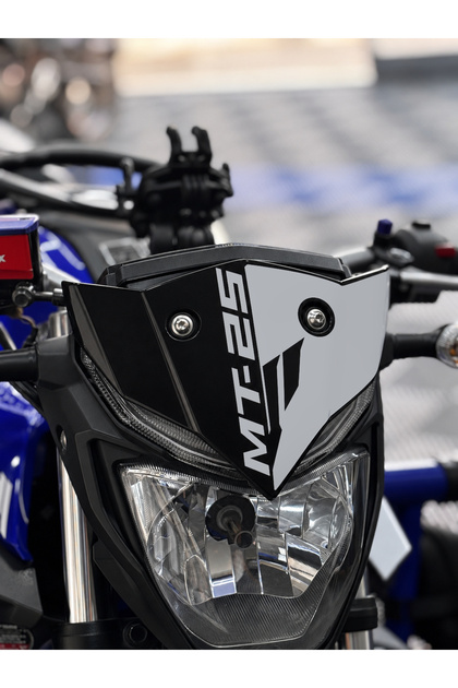 Yamaha MT-25 Eski Kasa için Yazılı-MT Logolu Kafa Detay Sticker