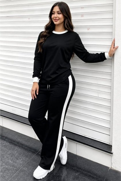 One Set, Dynamic Look – Women's Crew Neck Blouse and Wide Leg Striped Pants