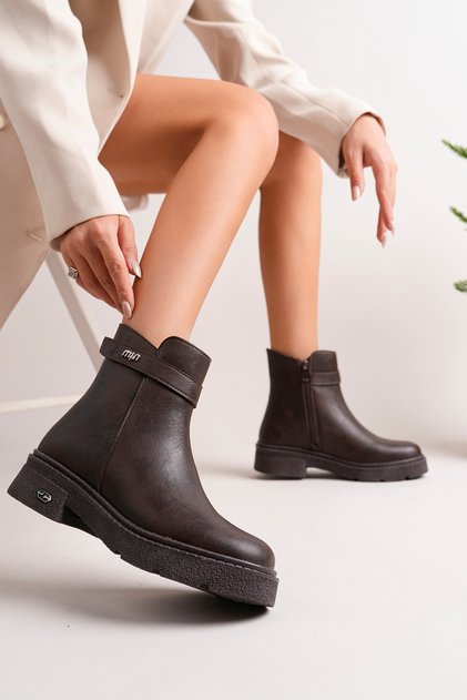 Women's Bitter Brown Thermo Rubber Sole Buckle Boots