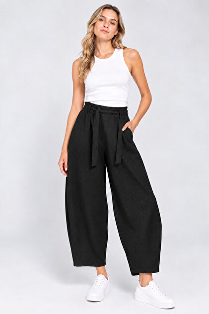 Women's Black High Waist Barrel Cut Belted Thick Cashmere Pocket Trousers