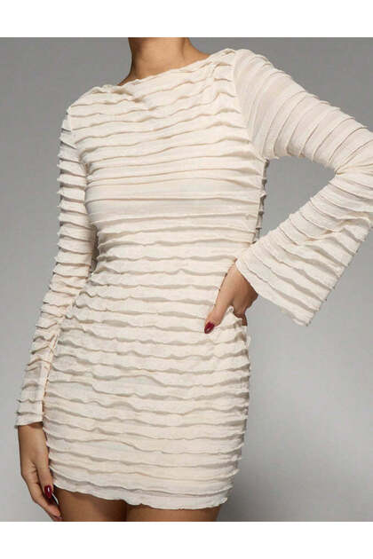 Rochie mini, crem