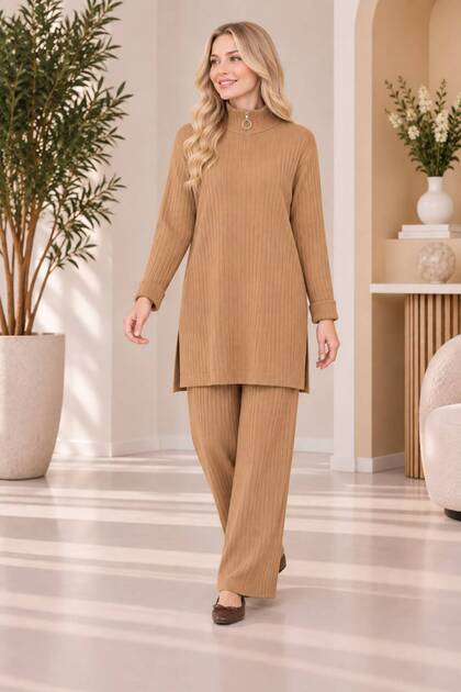 Women's fisherman neck zippered knitwear set