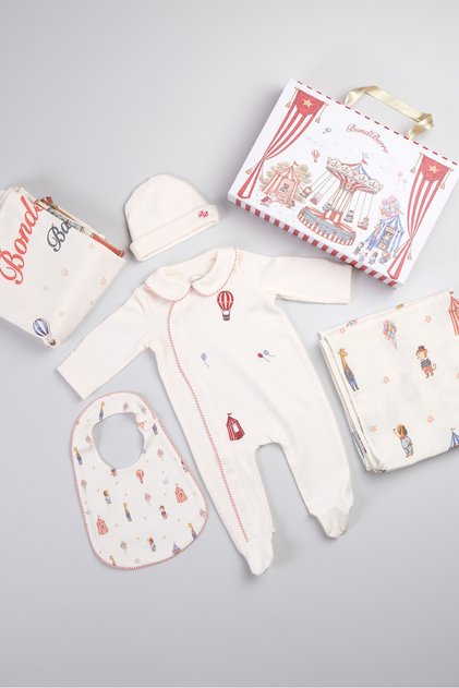 100% Cotton Newborn 5-Piece Hospital Discharge Set (Embroidered Luna Park)