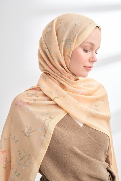 Floral Archive Mirelle Pattern Shawl - Butter