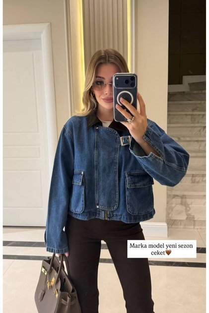 Kadife Yaka Detaylı Crop Kot Ceket
