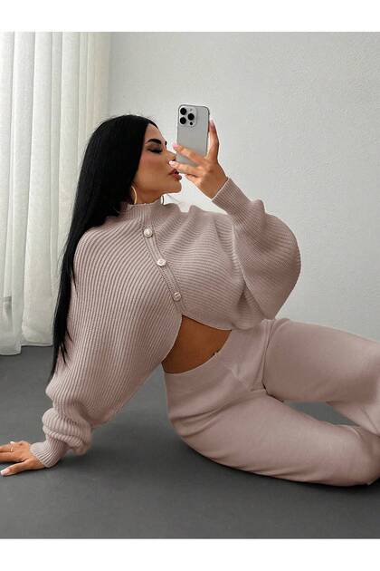 Women's Crop Pants and Top Knitwear Set
