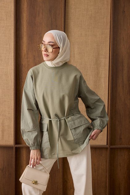 6708 - Comfortable, Casual 2-Yarn Peach Fabric Women's Sweatshirt with Garnished Pockets and Waist Drawstring Detail