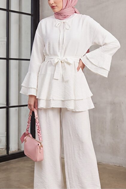 Cuff Flared Wide Leg Pants with Belted Jacquard Gofre Suit -White