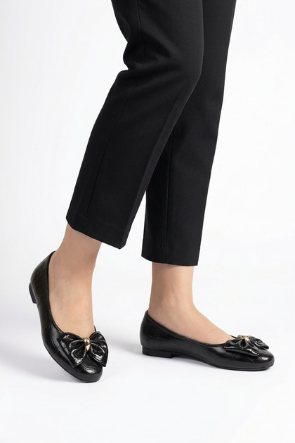 Tumes Women's Flat Shoes with Front Bow Buckle, Black Croka