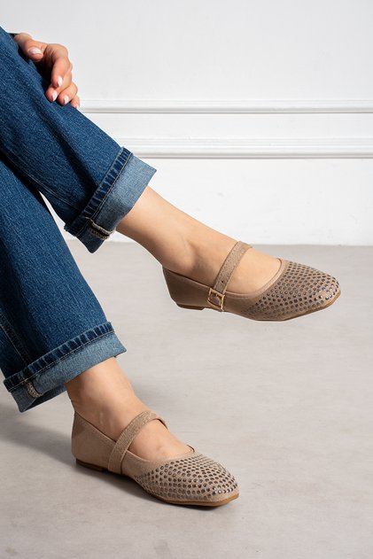 Cream Women's Stoned Ankle Strap Wedge Heeled Stylish Daily Ballerina Shoes