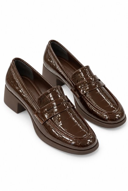 Women's Brown Casual Croquet Leather Loafer Pm93