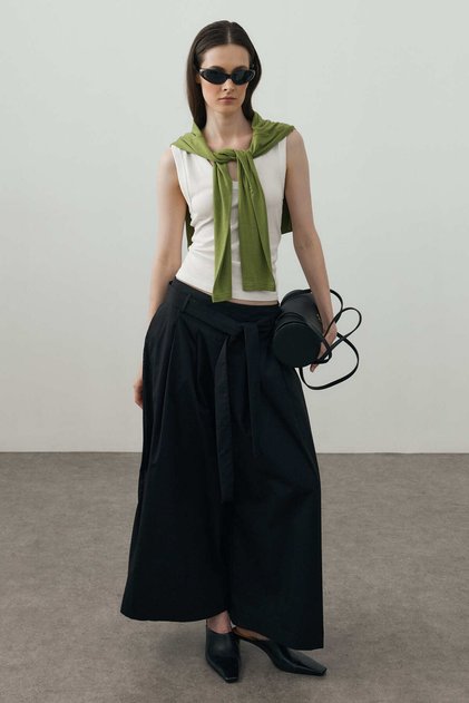 Wide Pleated Trouser Skirt Black