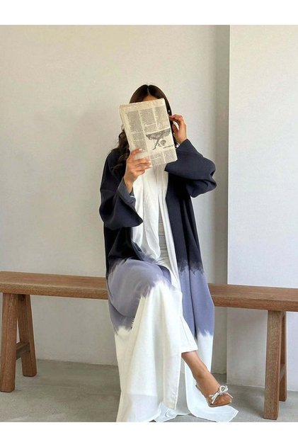 Μακριά ζακέτα, σε ανάμεικτα χρώματα