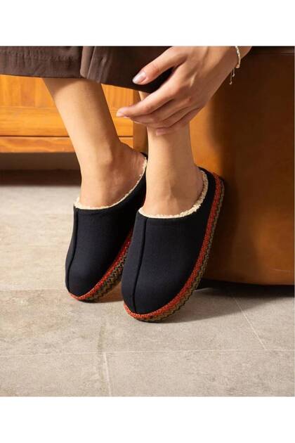 Women's Woven Winter House Slippers Soft Thick Sole Warm Indoor Comfortable Slippers Guest Dowry Gift