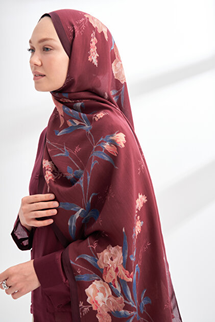 Floral Archive Aveline Pattern Shawl - Burgundy