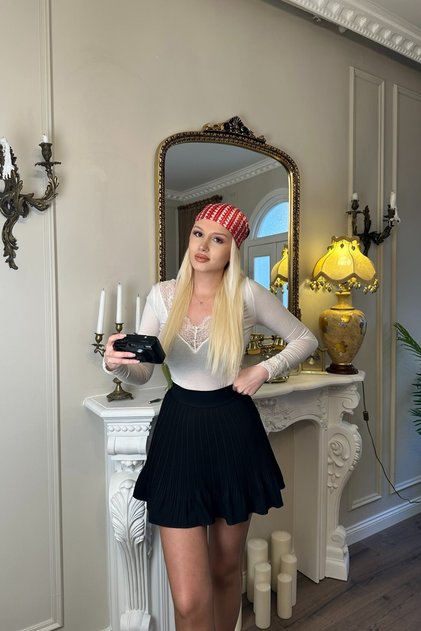 Pi̇lese Detail Shorts Skirt