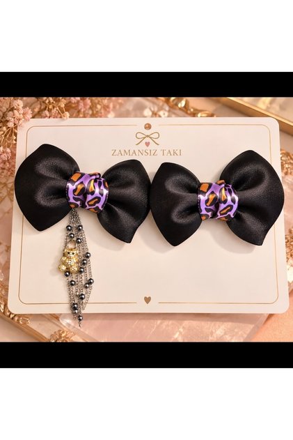 🖤   Leopard Bow Buckle with Chain Detail