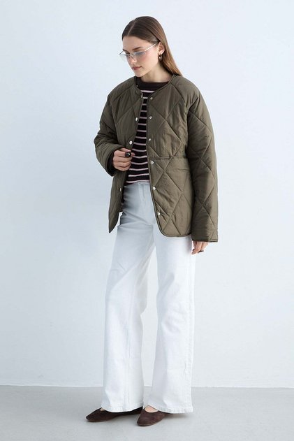 Women's Quilted Stand Collar Long Sleeve Casual Coat with Snap Pockets - Khaki