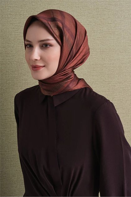 100% Sura Silk Scarf 9618D (S)-02