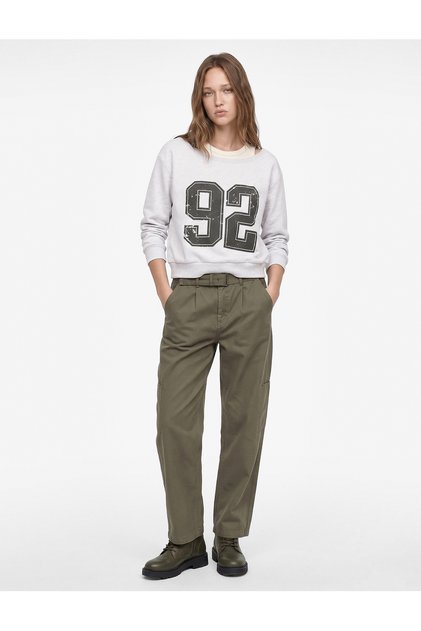 Raised Pattern Comfortable Fit Crew Neck Long Sleeve Layered Printed Sweatshirt
