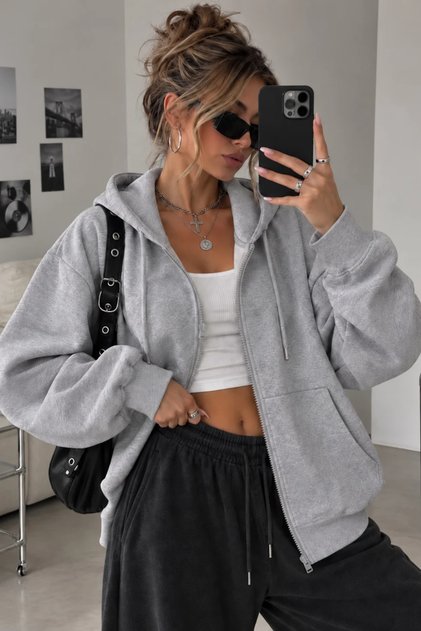 Women's Oversize Hooded Zippered Sweatshirt with 3 Thread Pockets