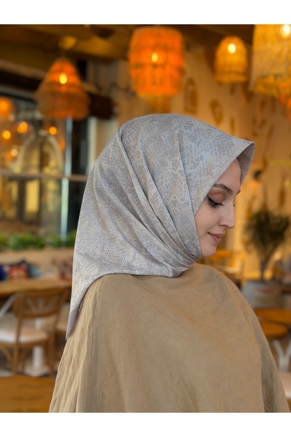 Mona desen Soft Eşarp Pamuklu Kumaş Kaymayan Yapısıyla Rahat Kullanım