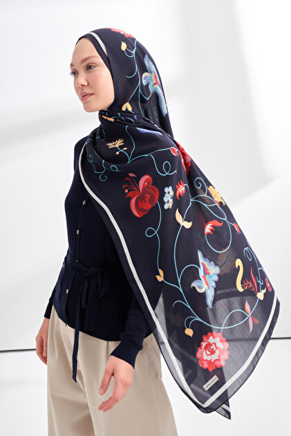 Floral Archive Fiora Pattern Shawl - Dark Blue