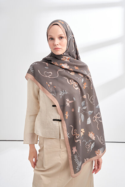 Floral Archive Lavinia Pattern Shawl - Mink - Gray