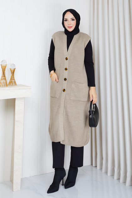 Women's Pocketed Button Closure Knitwear Vest