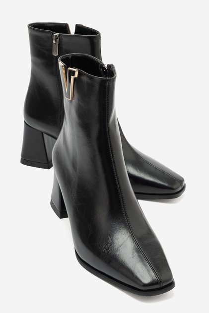 Lean Black Leather Buckle Women's Thick Heeled Boots