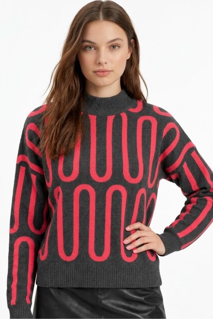 Women's Modern Geometric Patterned High-Neck Knit Sweater