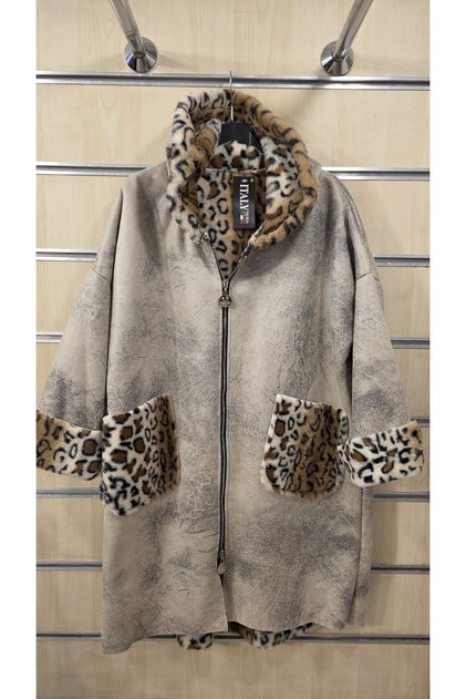 Italian Coat with Leopard Pattern and Nubuck Look