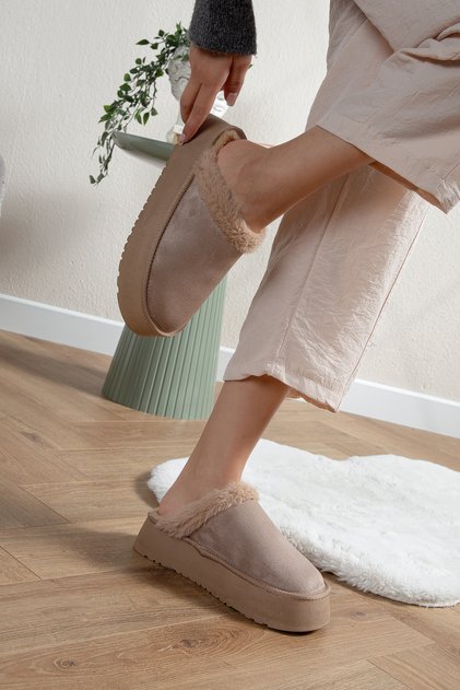 Women's Office Home Workplace Daily Comfortable 5cm Suede Slippers with Fur Inside