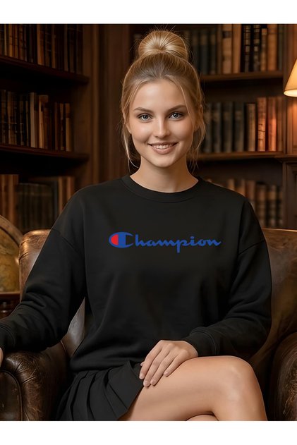 Hanorac Champion cu design albastru